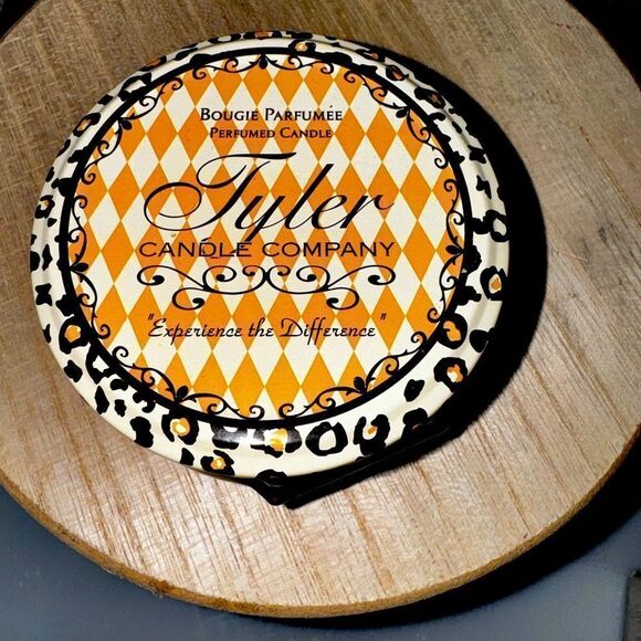 TYLER CANDLE CO. " ORANGE VANILLA" - Picture 1 of 3